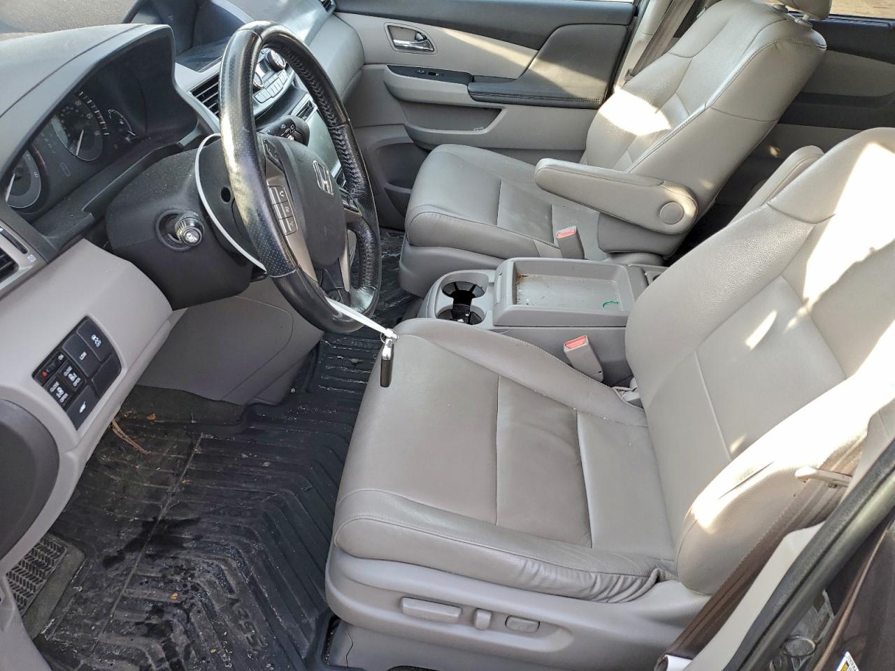 Lot #3317735114 2016 HONDA ODYSSEY EX