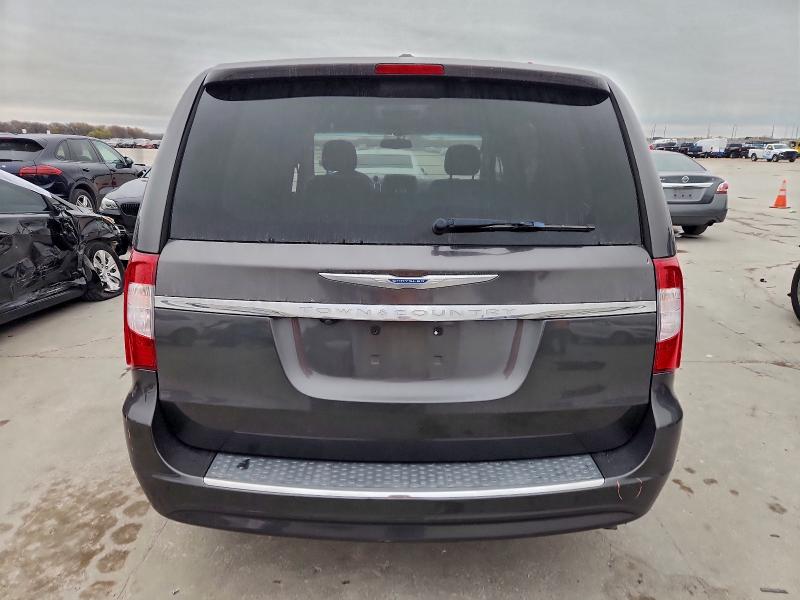 2015 CHRYSLER TOWN & COU #3319023262