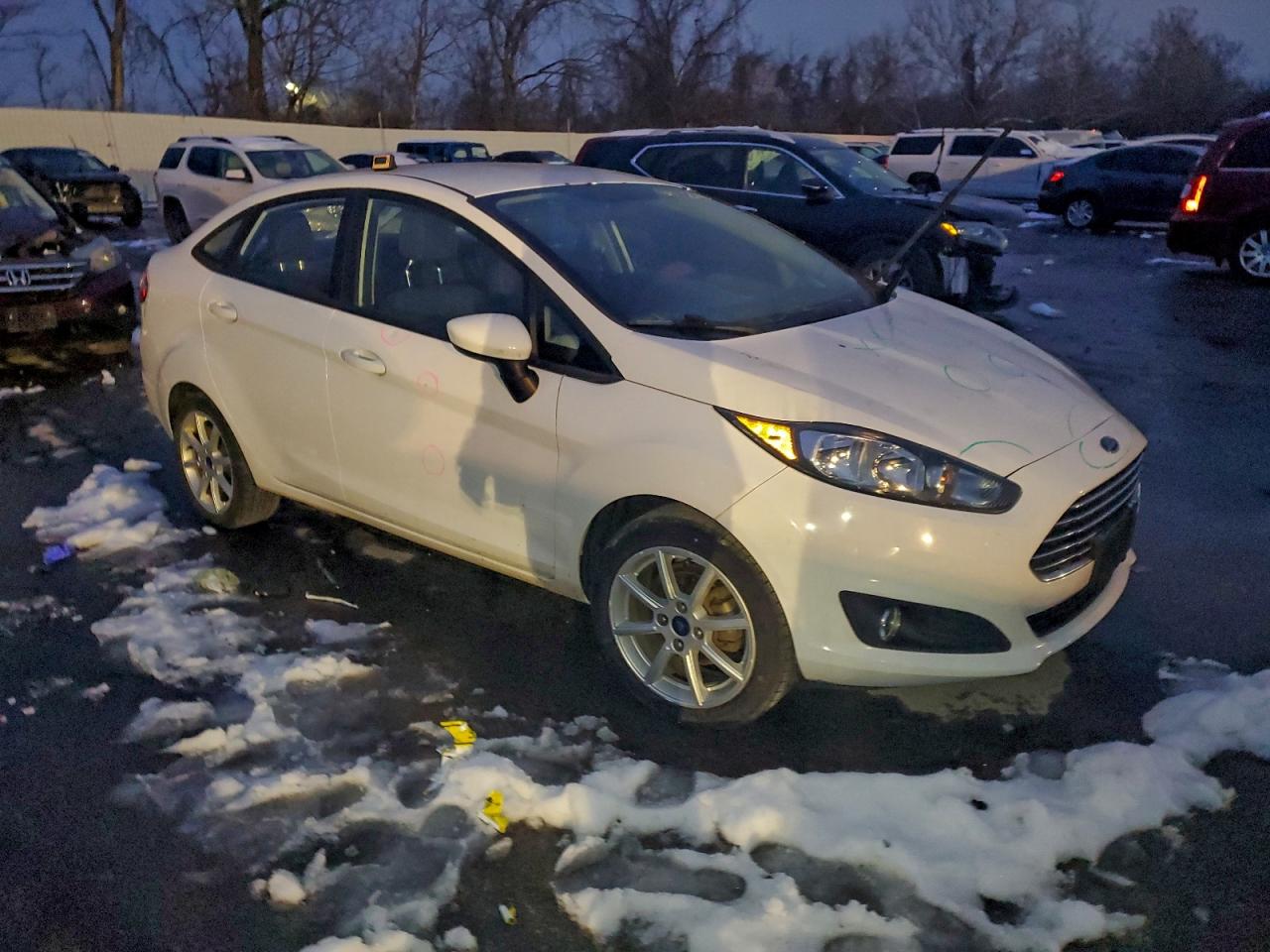 Lot #3316712433 2019 FORD FIESTA SE