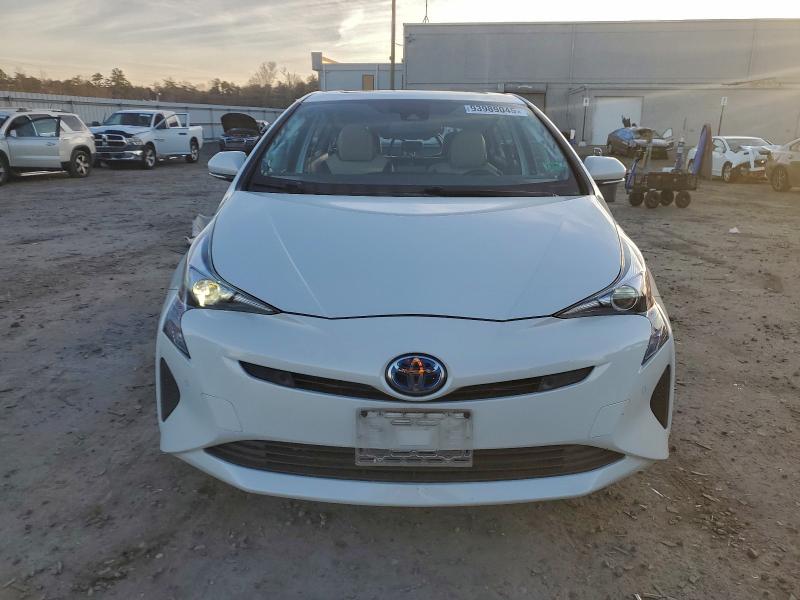 2017 TOYOTA PRIUS #3303830451