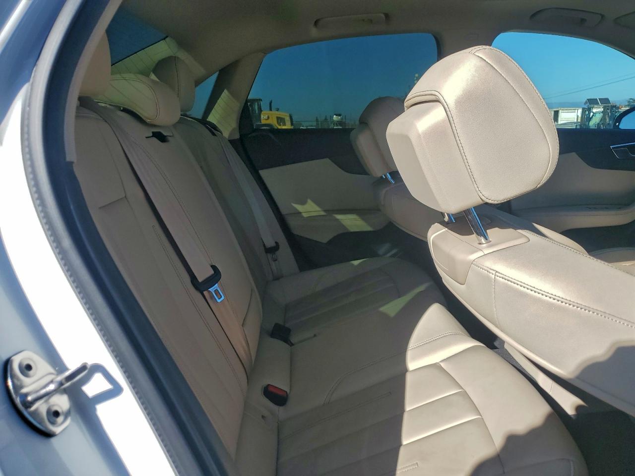 AUDI A4 PREMIUM PLUS 40