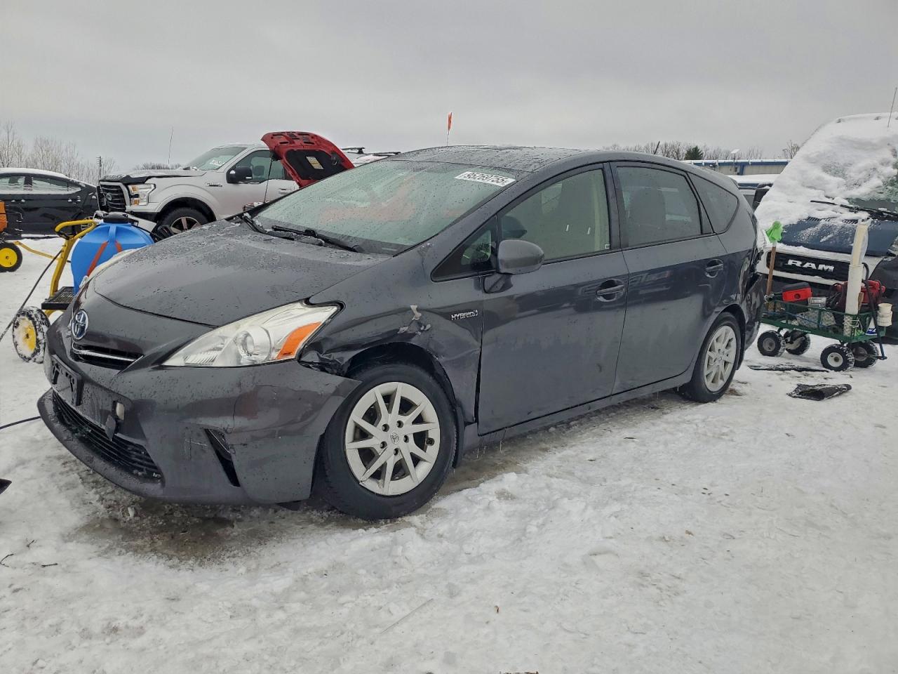 TOYOTA PRIUS V