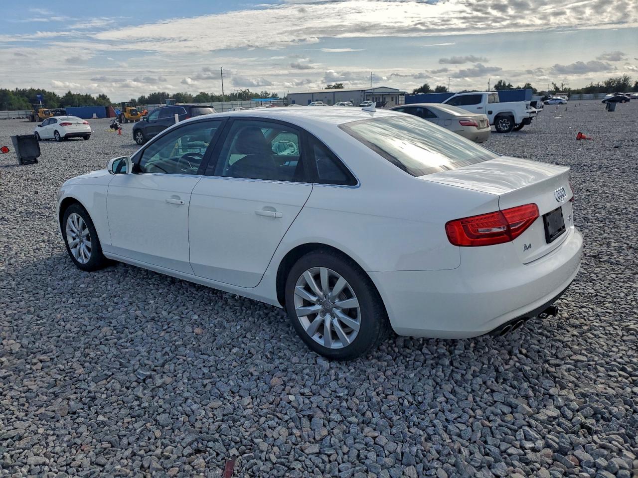 AUDI A4 PREMIUM