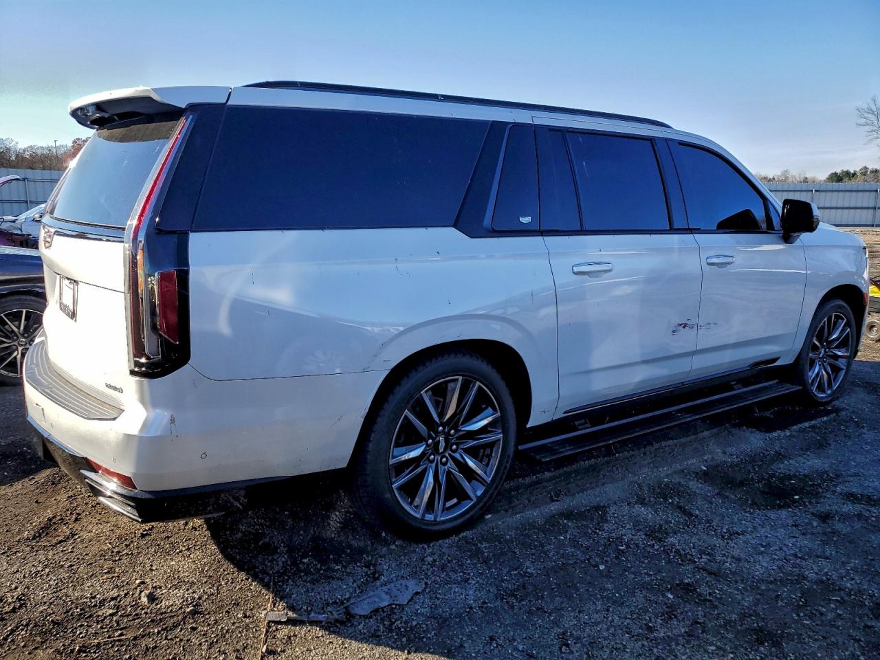 CADILLAC ESCALADE ESV SPORT PLATINUM