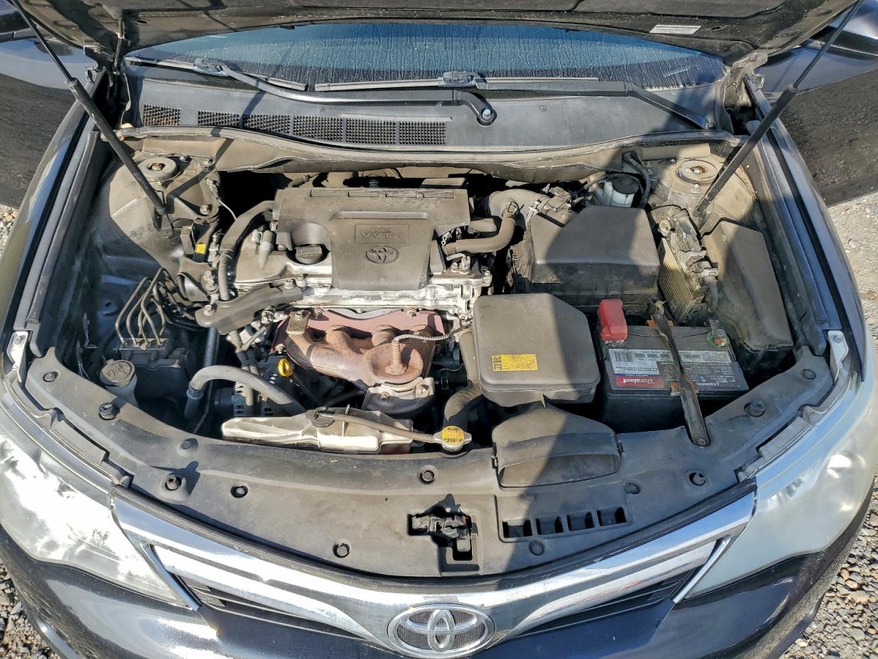 TOYOTA CAMRY BASE