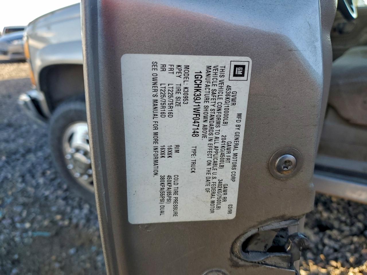 Lot #3312813116 1998 CHEVROLET GMT-400 K3