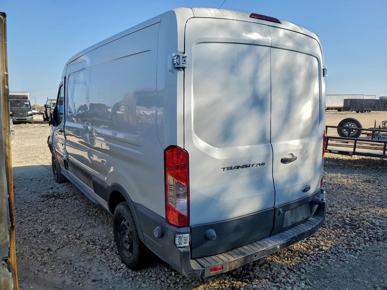 Lot #3315668789 2015 FORD TRANSIT T-