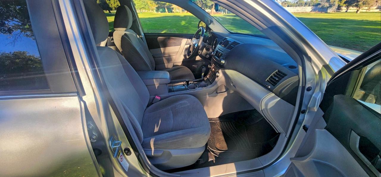 Lot #3316728456 2012 TOYOTA HIGHLANDER