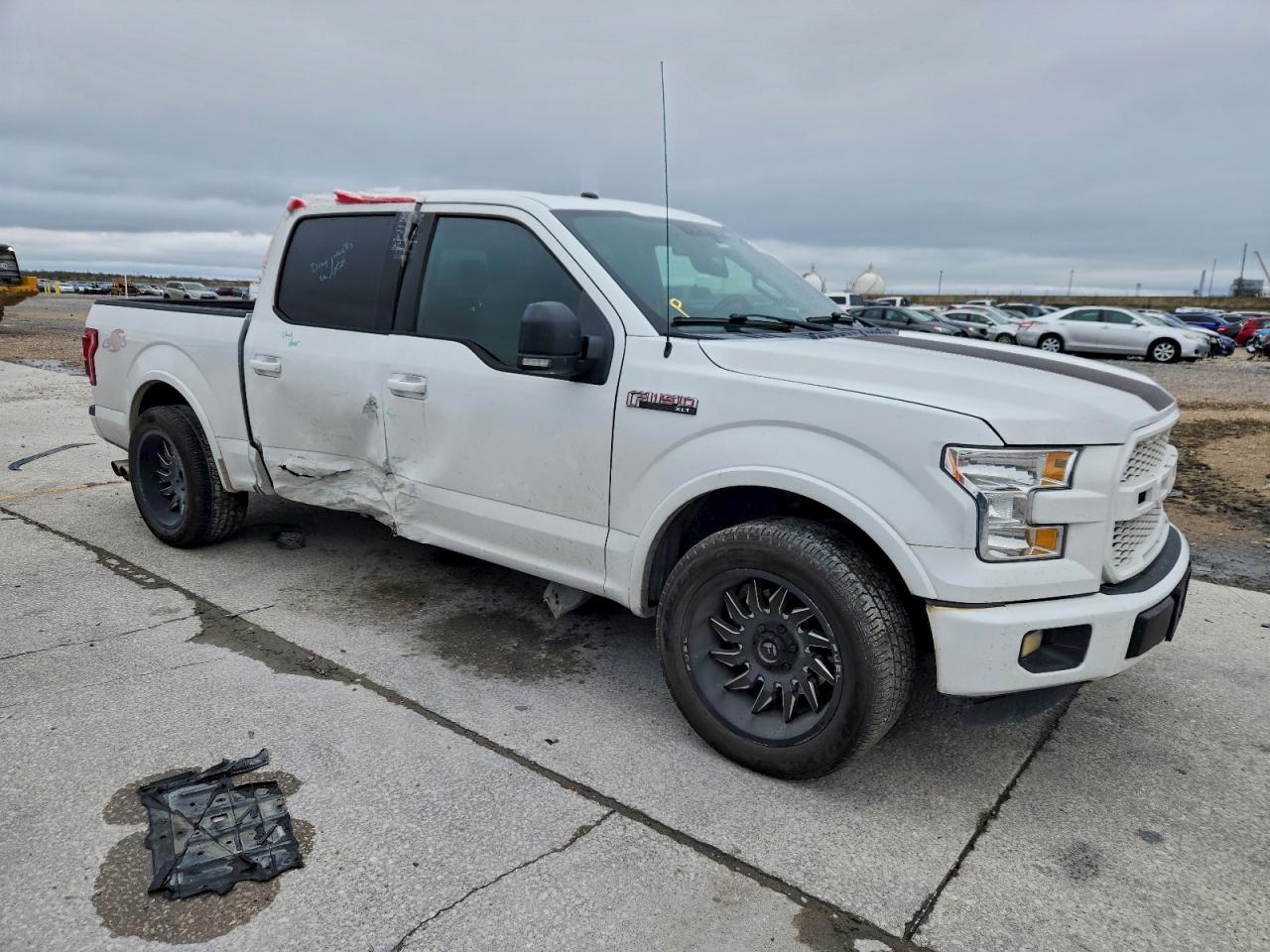 FORD F-150 SUPERCREW