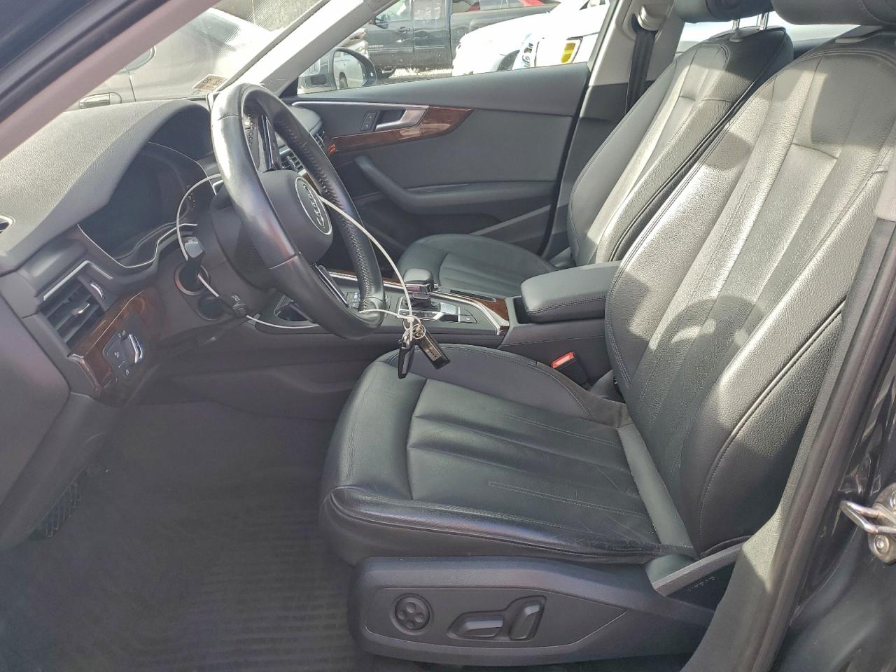 AUDI A4 PREMIUM PLUS