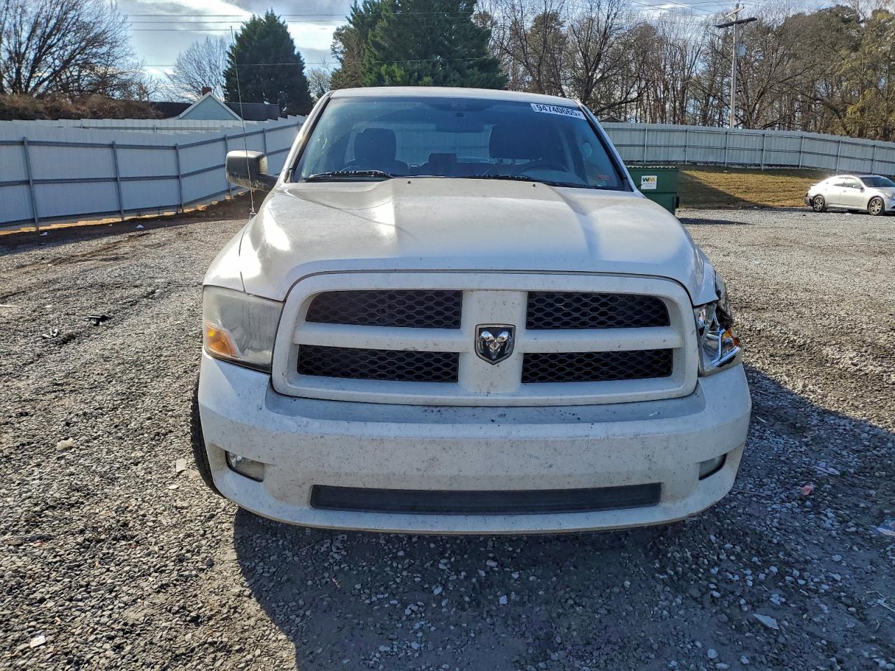 DODGE RAM 1500 ST