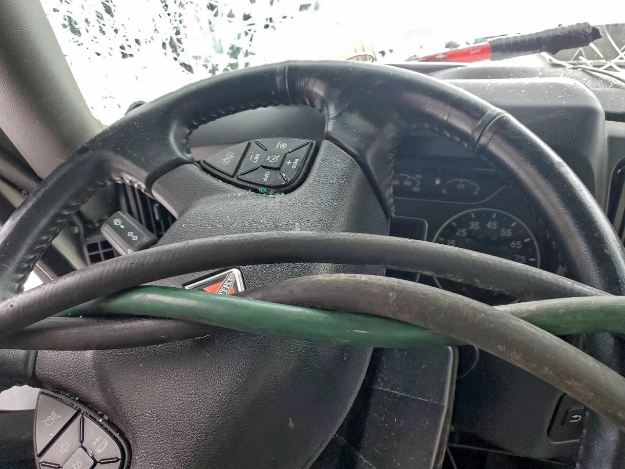 Lot #3309640150 2025 INTERNATIONAL LT625