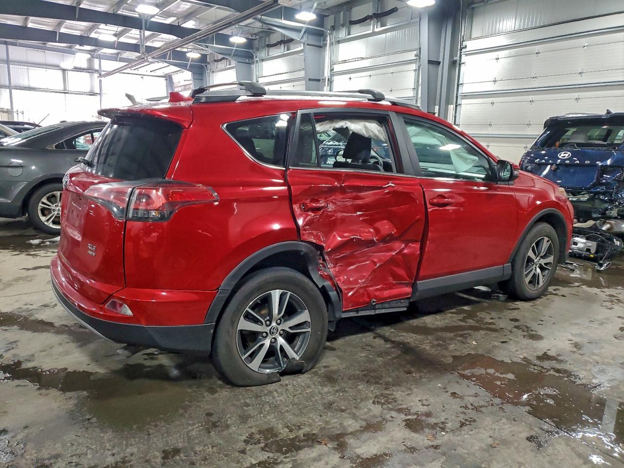 TOYOTA RAV4 XLE