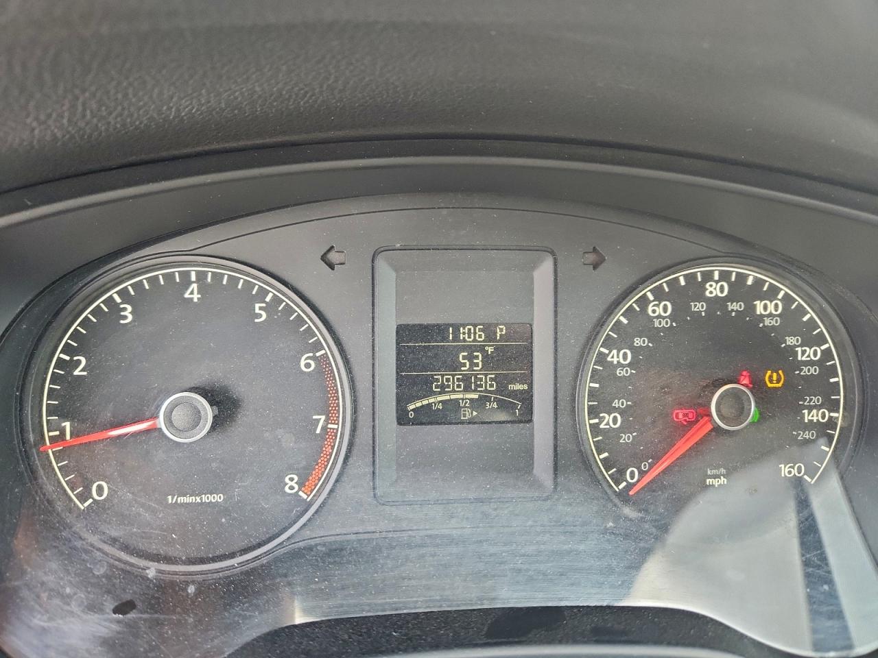 VOLKSWAGEN JETTA BASE