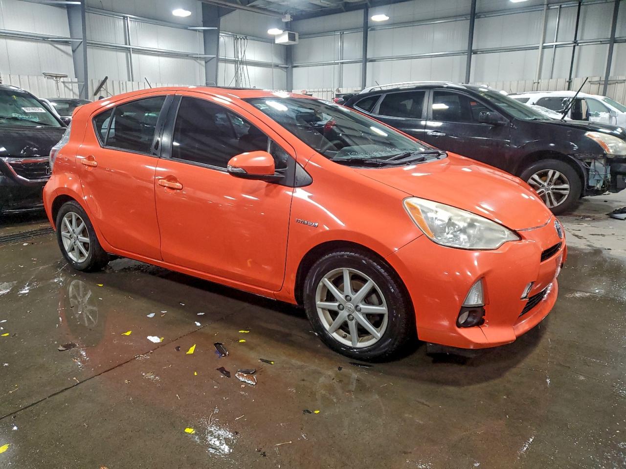 TOYOTA PRIUS C