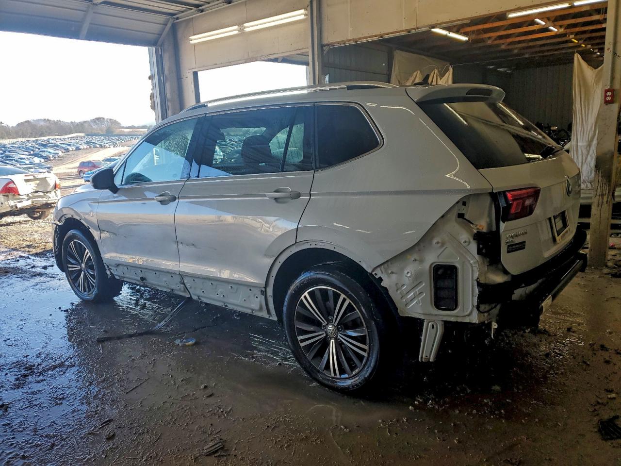 VOLKSWAGEN TIGUAN SE