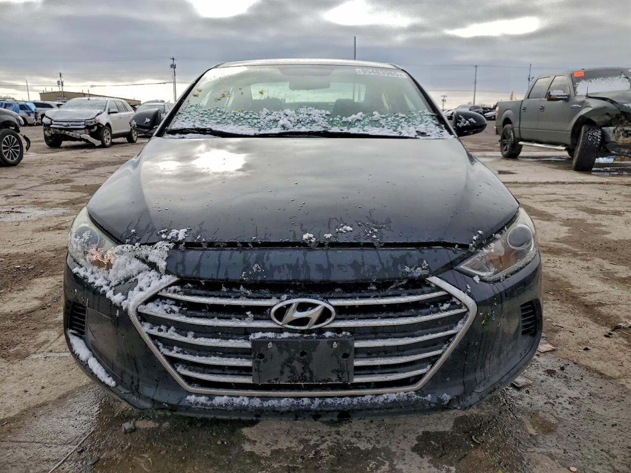 HYUNDAI ELANTRA SE