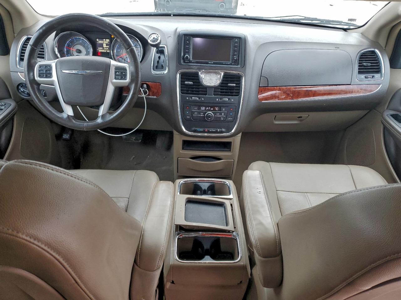 CHRYSLER TOWN & COUNTRY TOURING