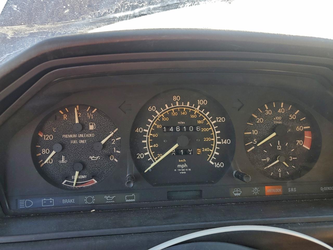 Lot #3304633949 1987 MERCEDES-BENZ 300 E