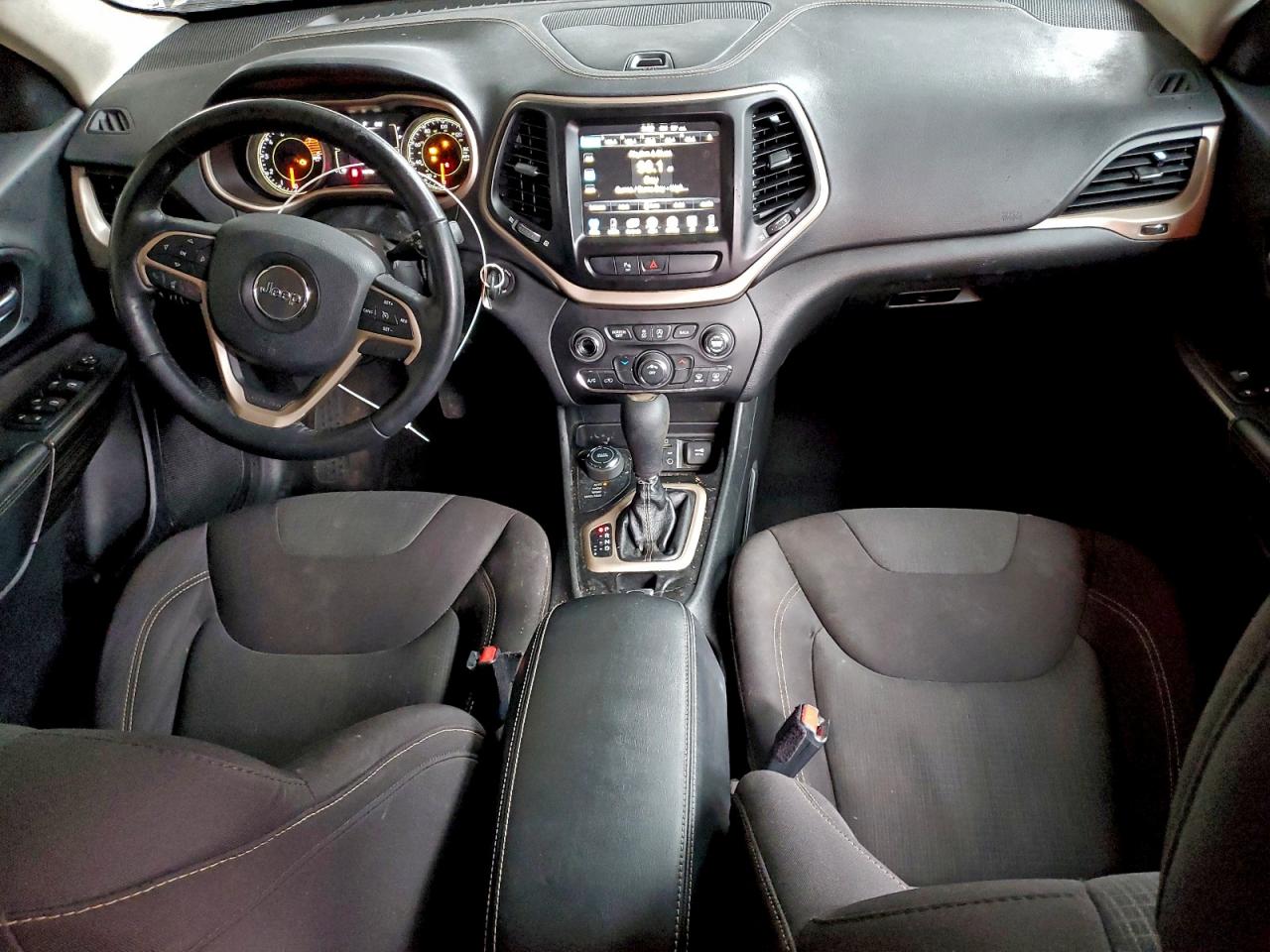 JEEP GRAND CHEROKEE LATITUDE