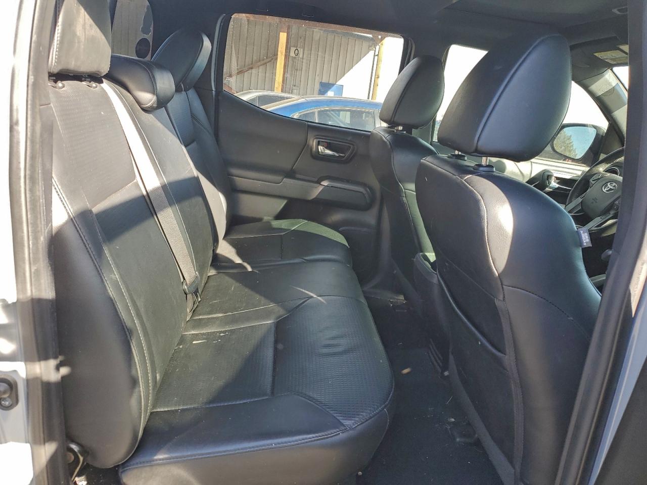 TOYOTA TACOMA DOUBLE CAB