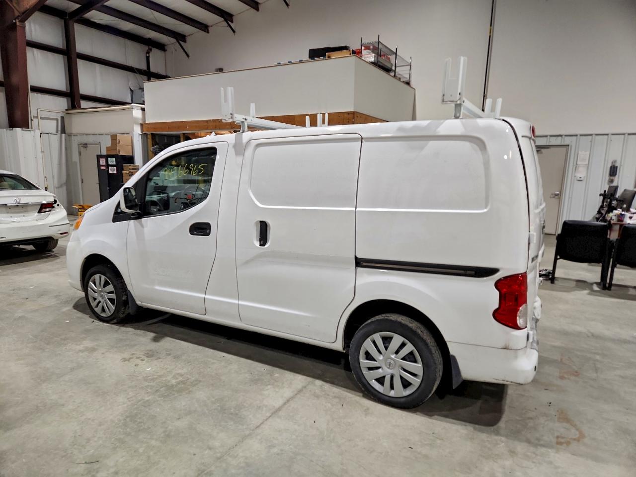 NISSAN NV200 2.5S
