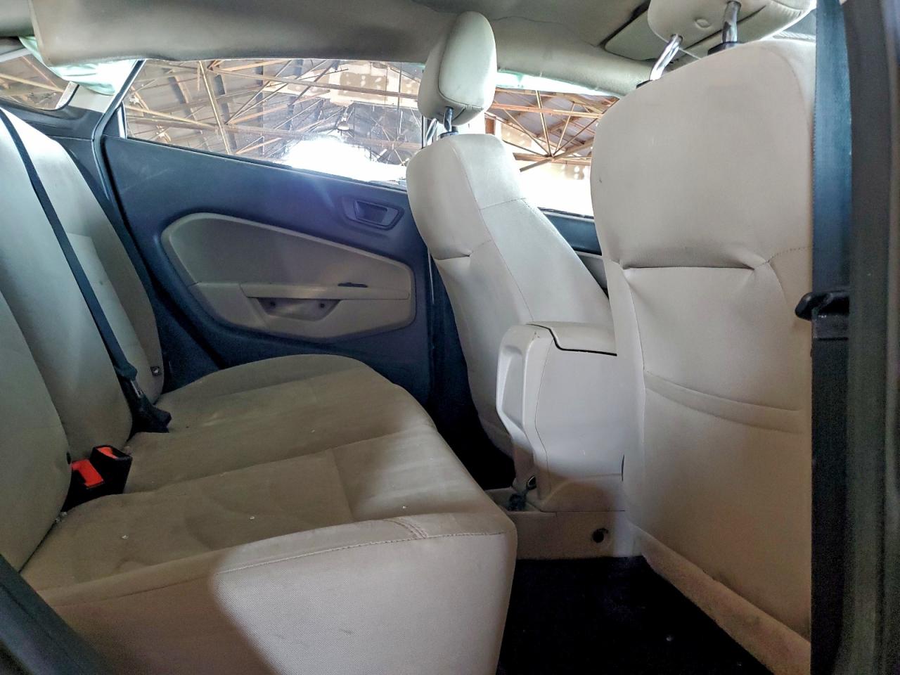 Lot #3315903107 2018 FORD FIESTA SE