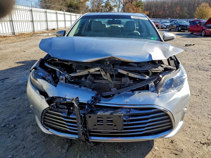 2016 TOYOTA AVALON XLE #3309439979