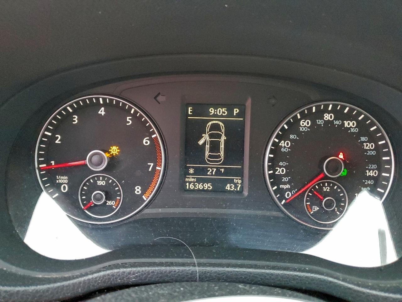 VOLKSWAGEN PASSAT SE