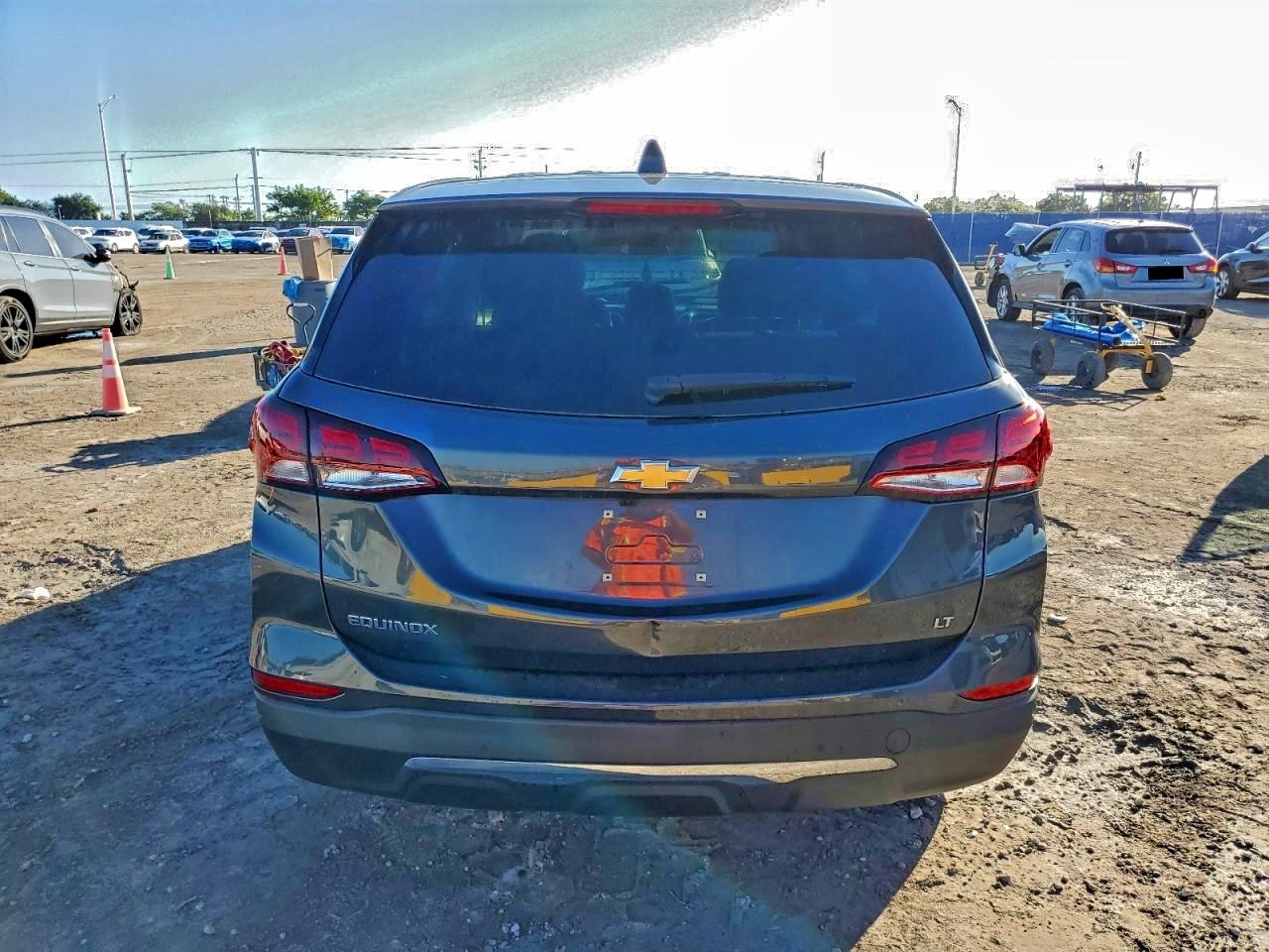 CHEVROLET EQUINOX LT