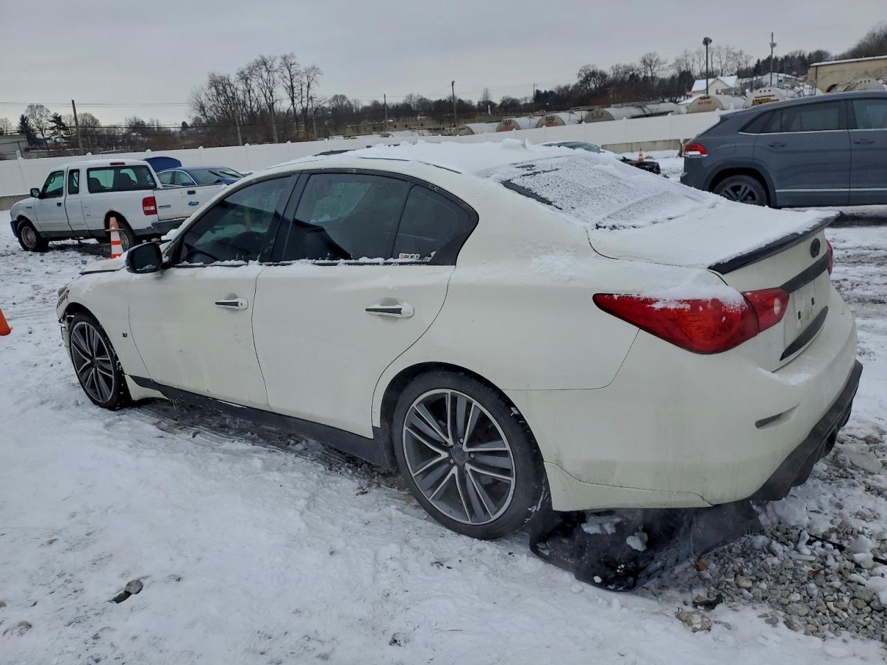 INFINITI Q50 BASE