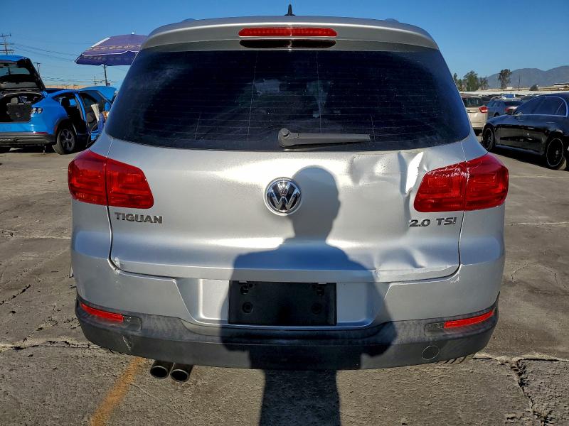 2012 VOLKSWAGEN TIGUAN S #3308478281