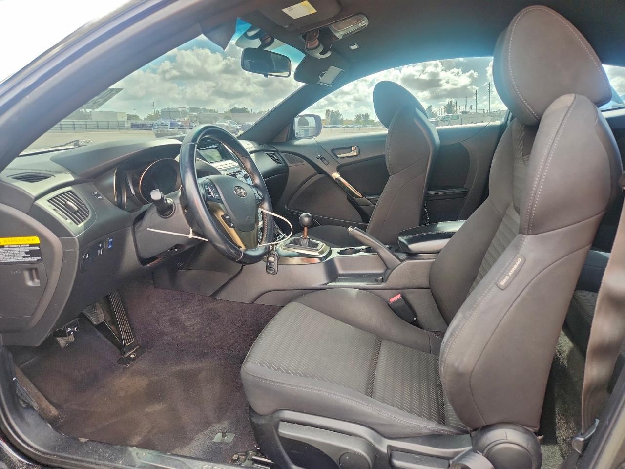 HYUNDAI GENESIS 2.0T