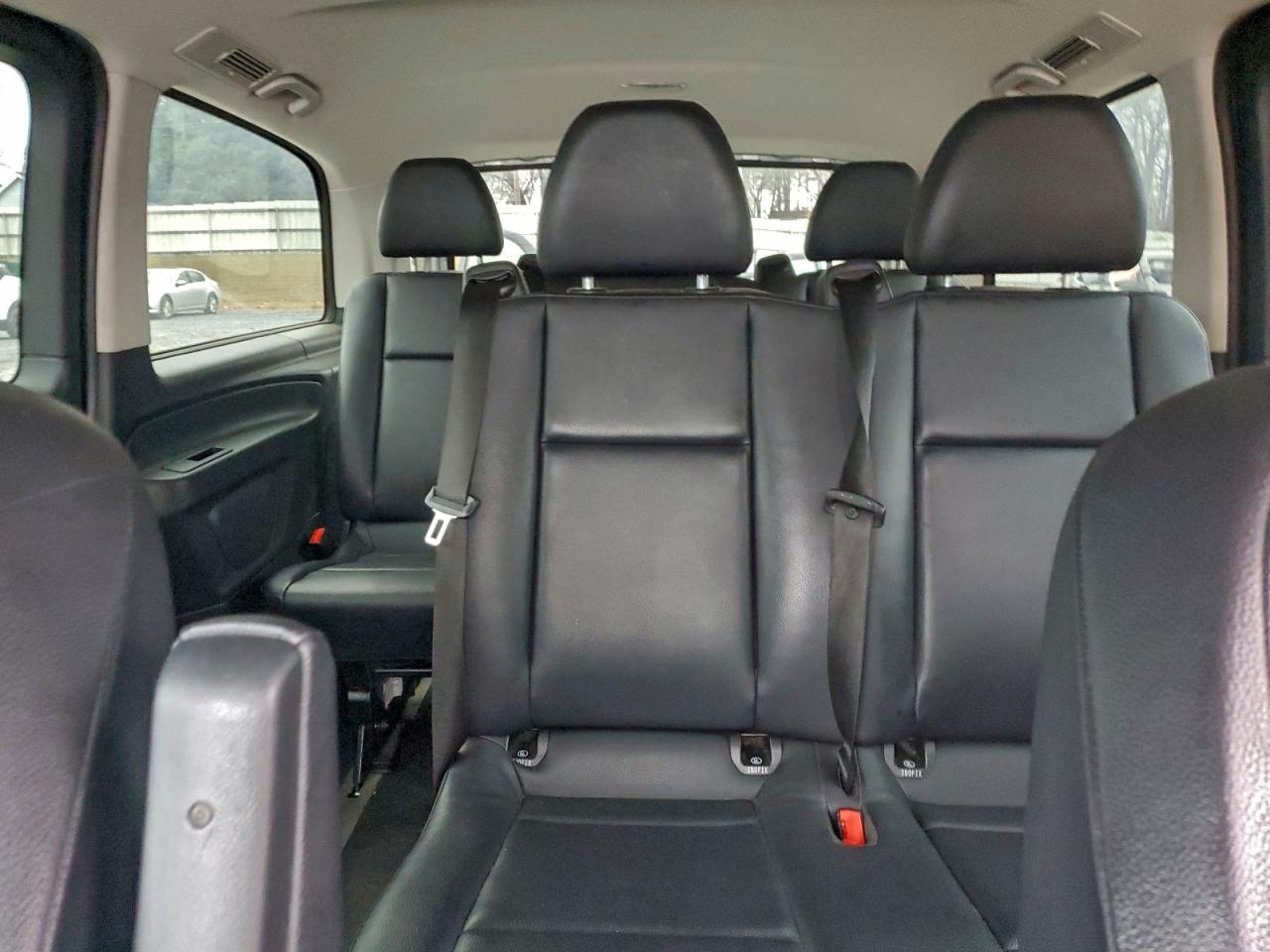 MERCEDES-BENZ METRIS