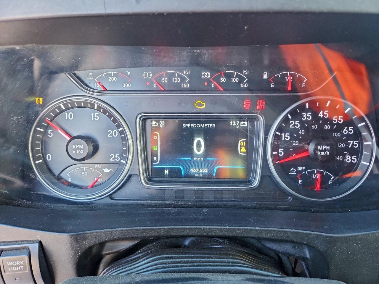 Lot #3311732220 2018 INTERNATIONAL LT625