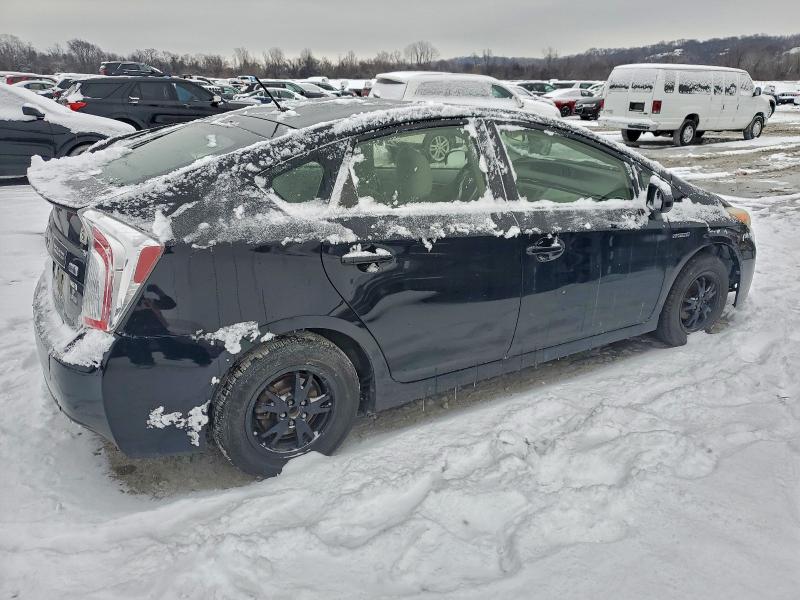 2013 TOYOTA PRIUS #3304618441