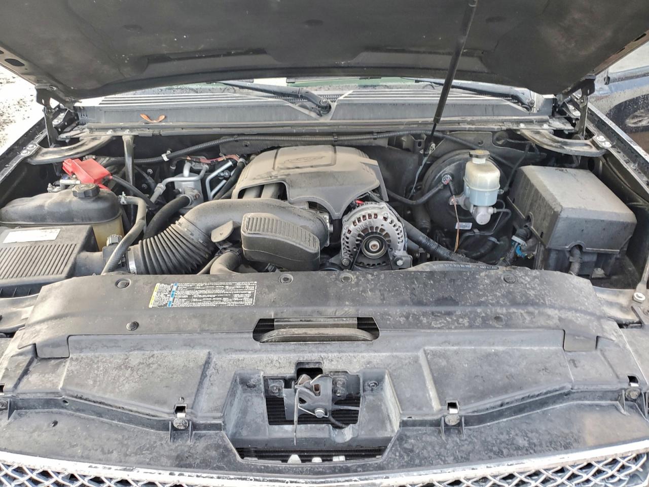 CHEVROLET SUBURBAN K1500 LT