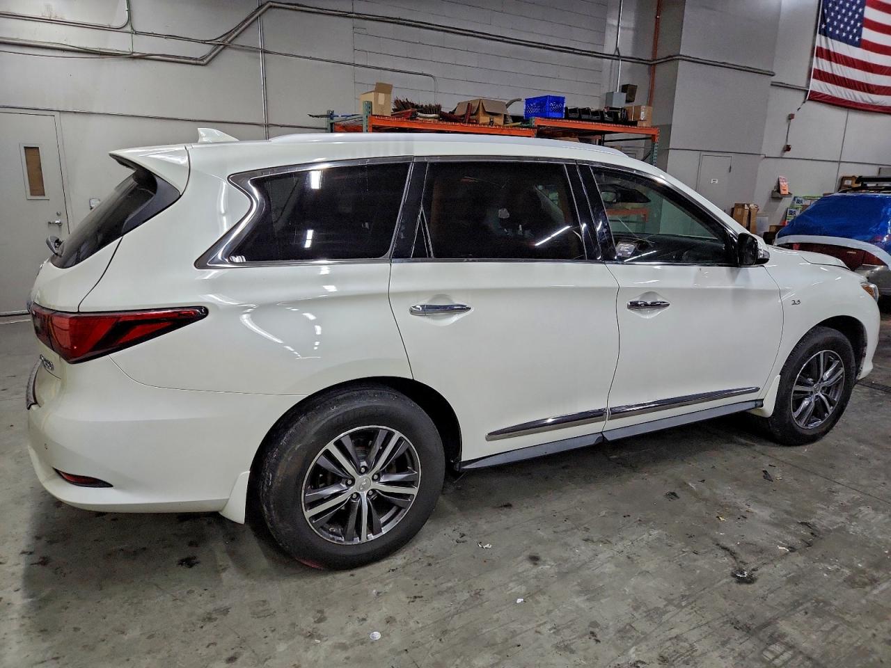 INFINITI QX60 LUXE
