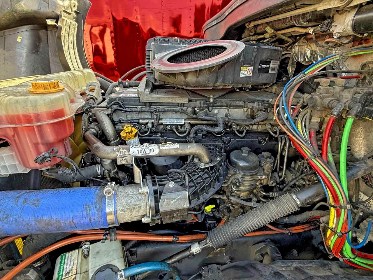 Lot #3304523470 2019 FREIGHTLINER CASCADIA 126