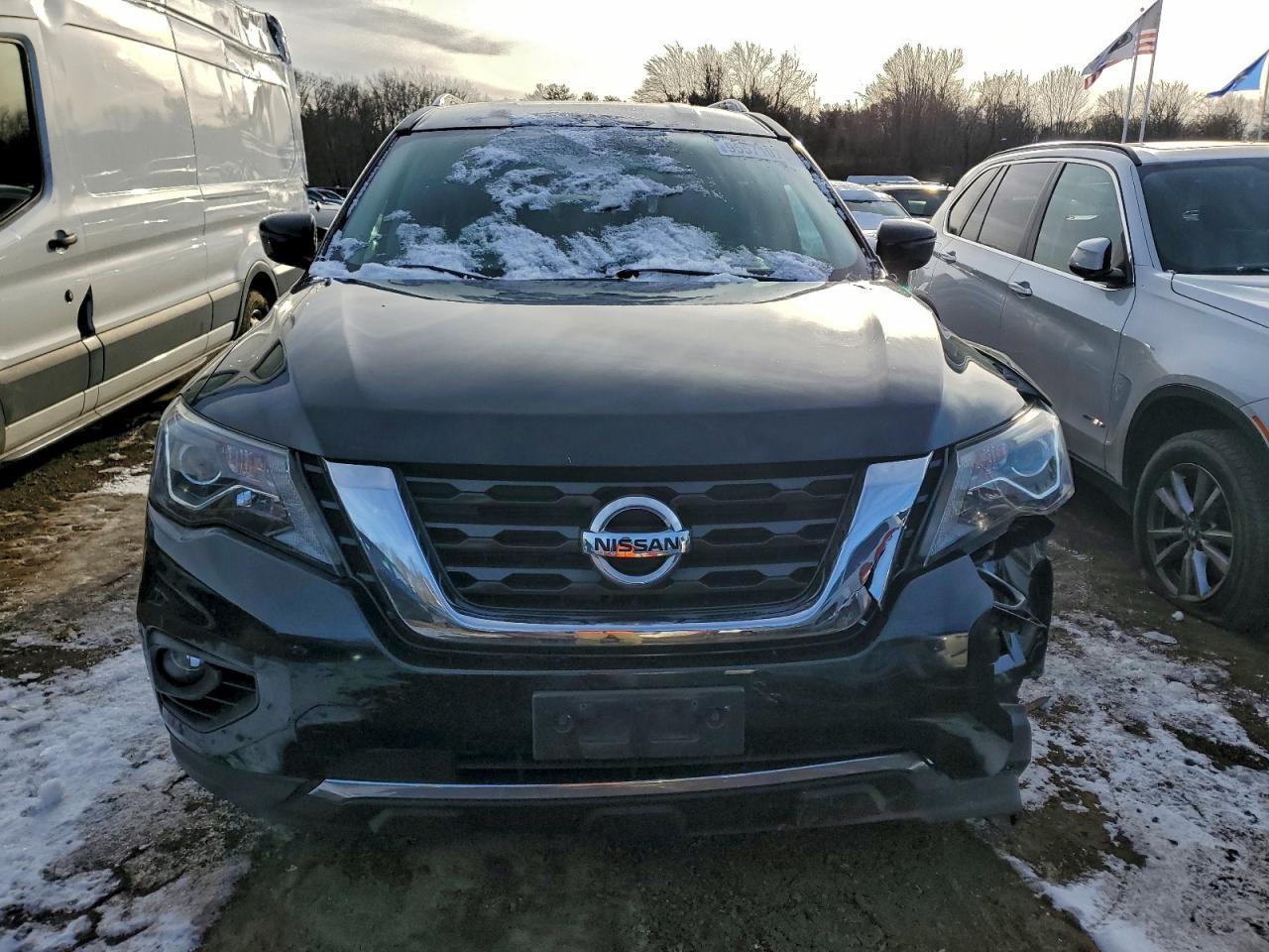 Lot #3311746723 2017 NISSAN PATHFINDER