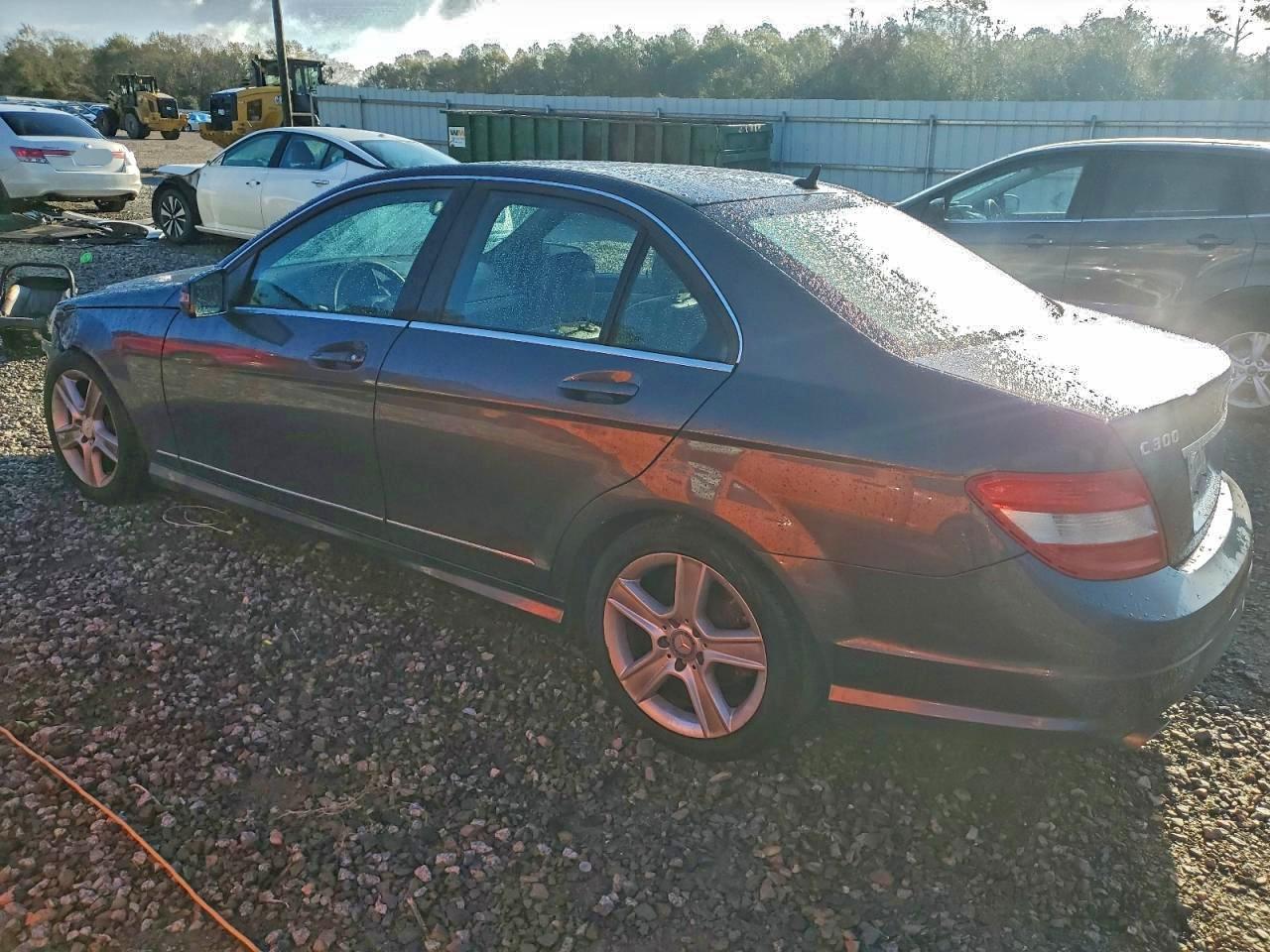 MERCEDES-BENZ C-CLASS 300