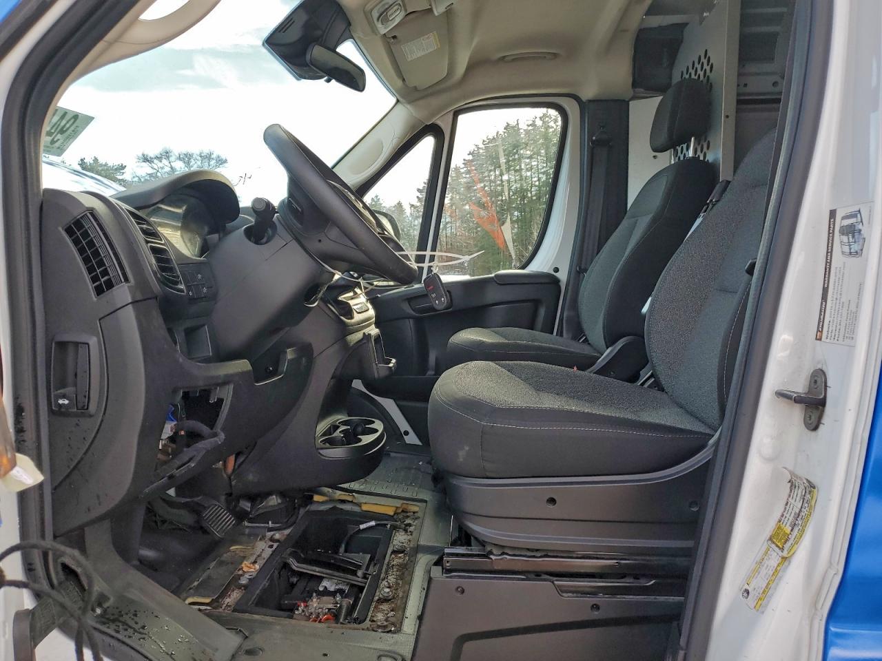 RAM PROMASTER 2500 STANDARD