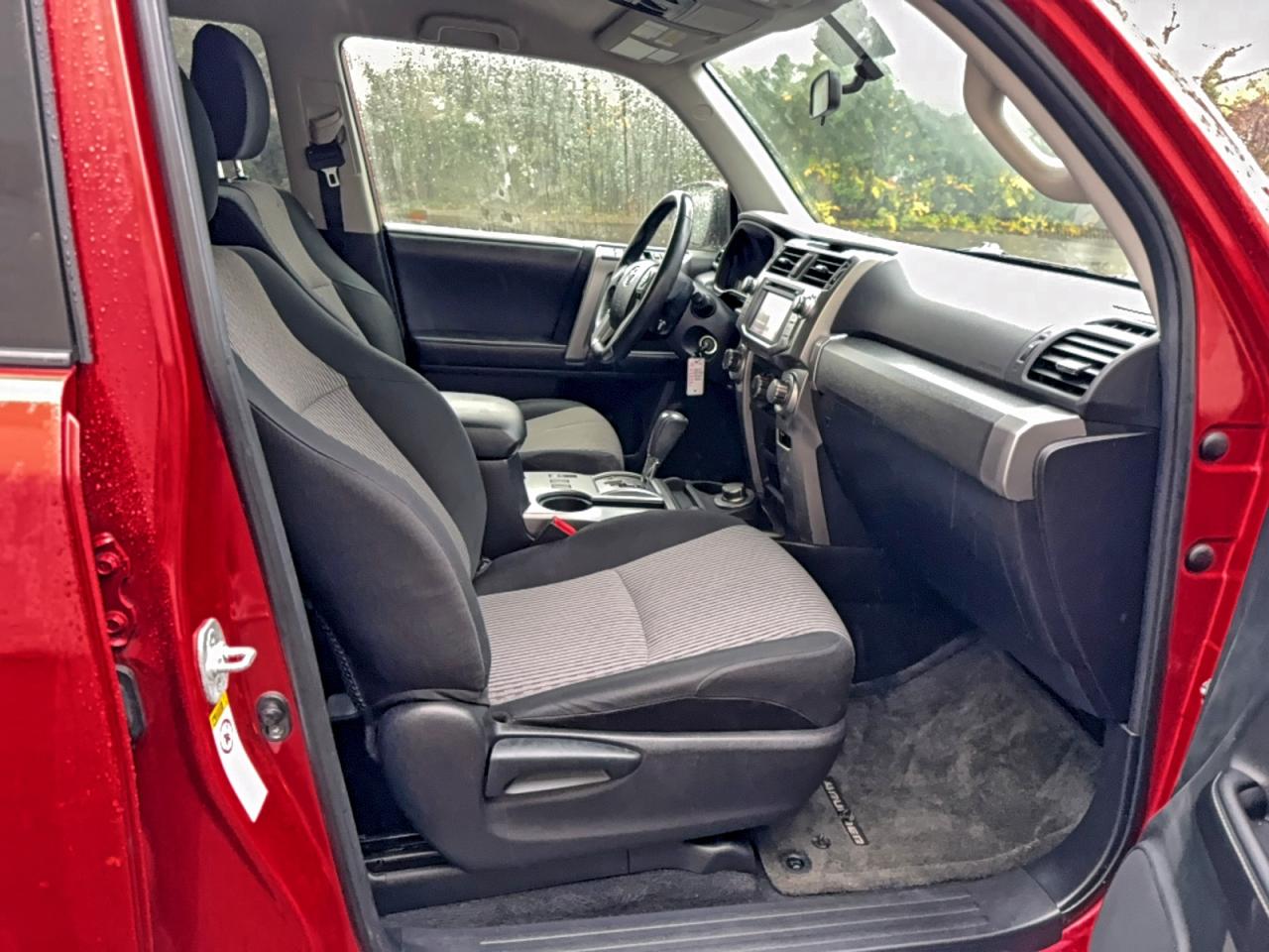 TOYOTA 4RUNNER SR5/SR5 PREMIUM