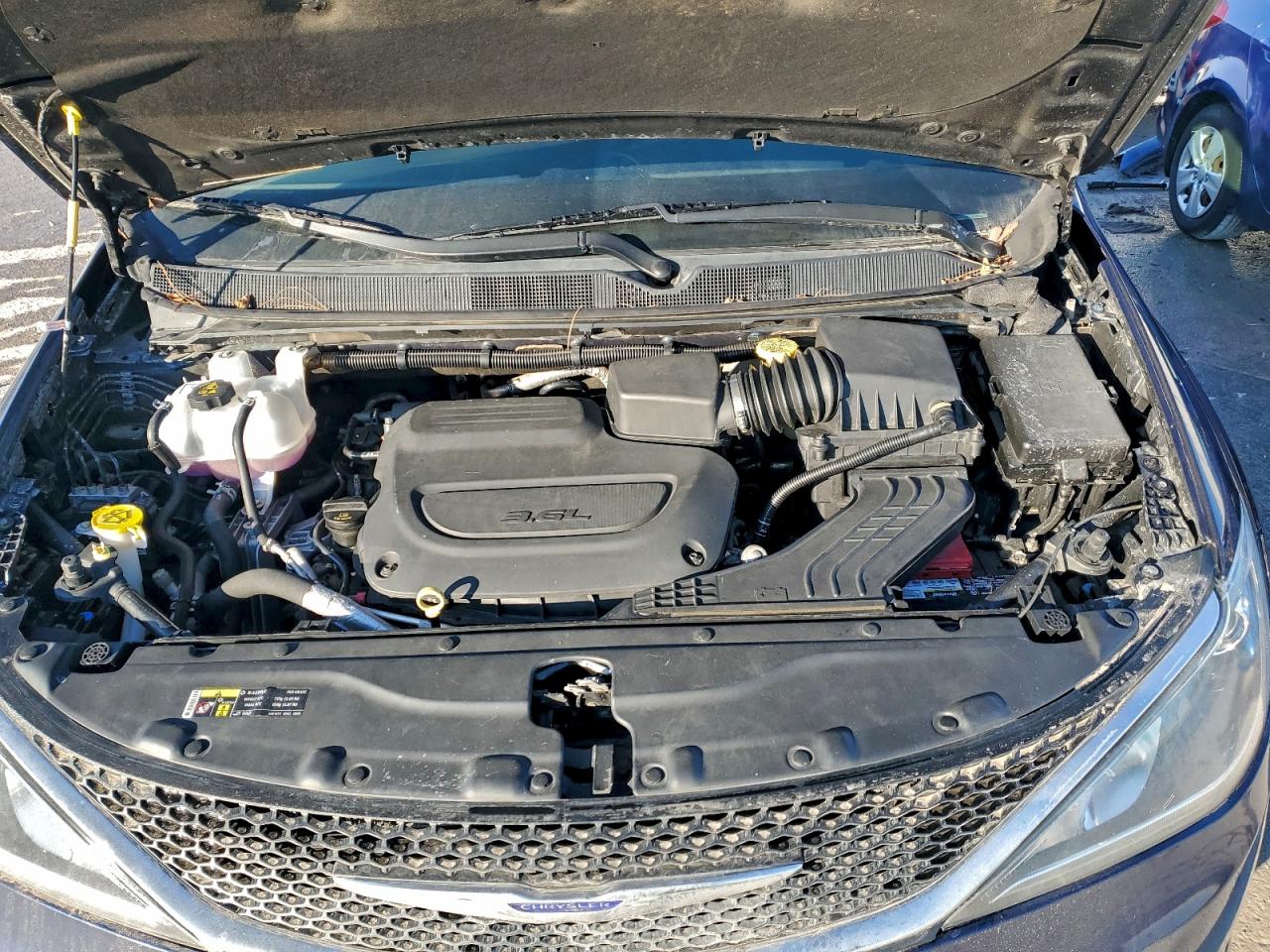 CHRYSLER PACIFICA TOURING PLUS