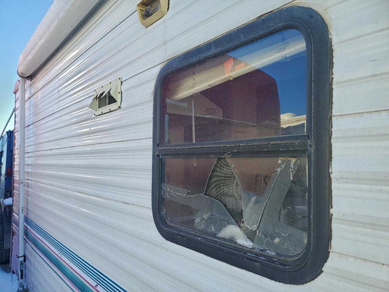 Lot #3305340304 1998 PROWLER PROWLER