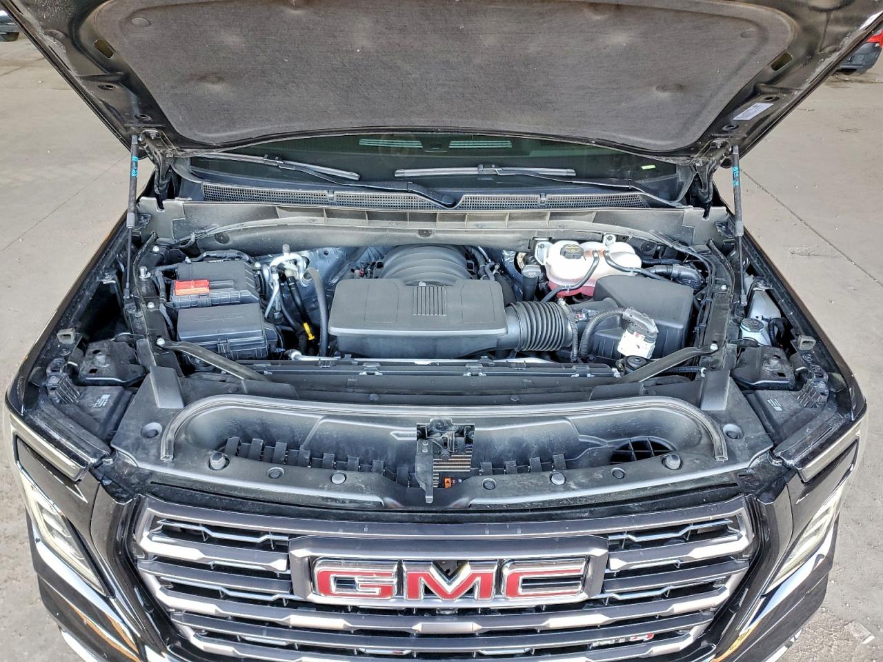 GMC YUKON AT4 ULTIMATE