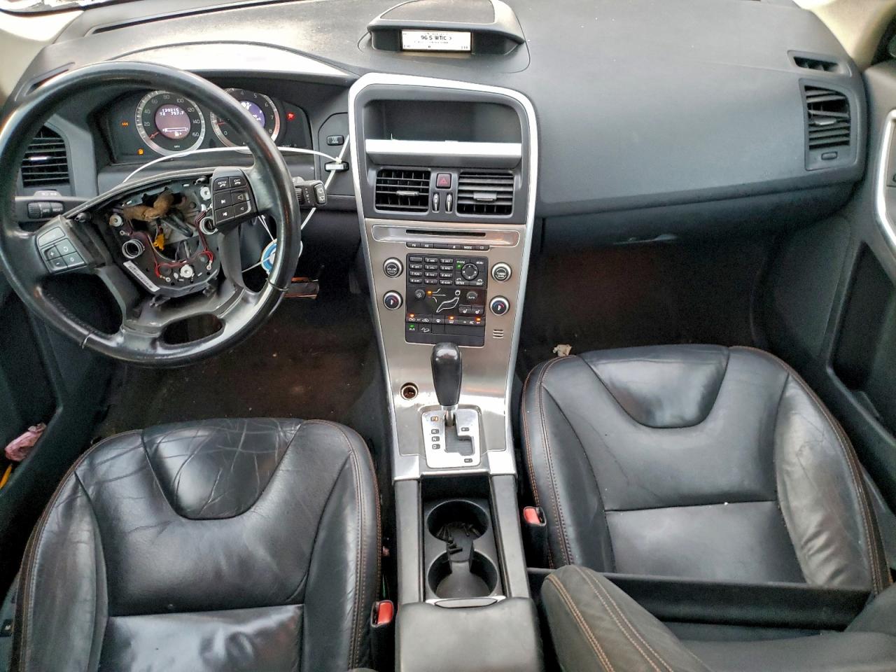 Lot #3318870980 2010 VOLVO XC60 T6