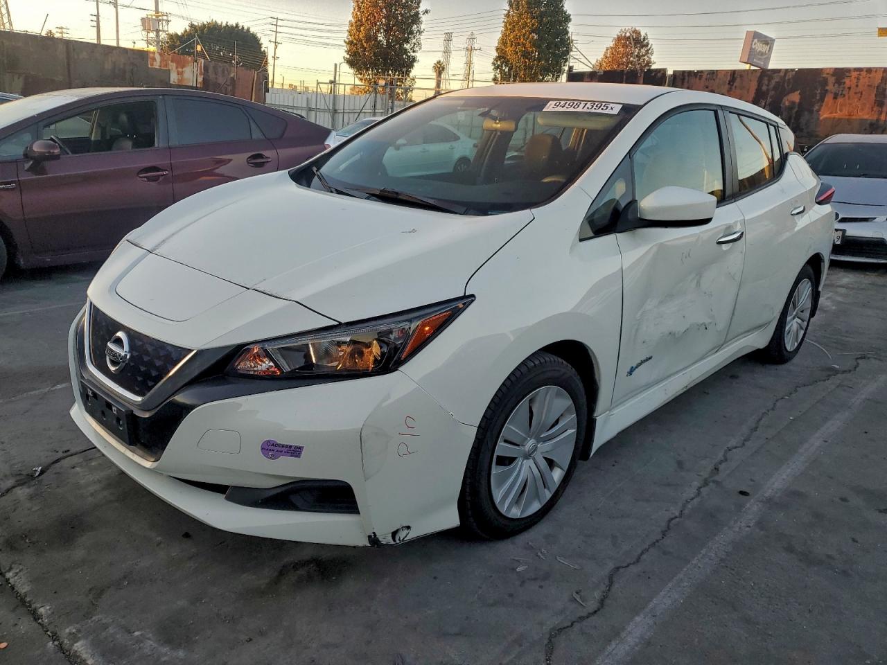 NISSAN LEAF S