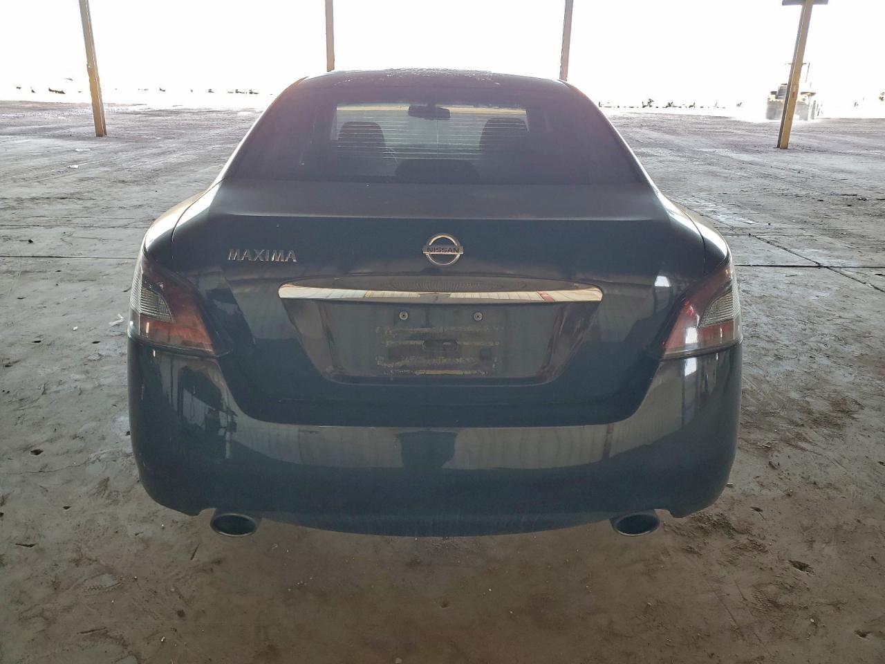 NISSAN MAXIMA S
