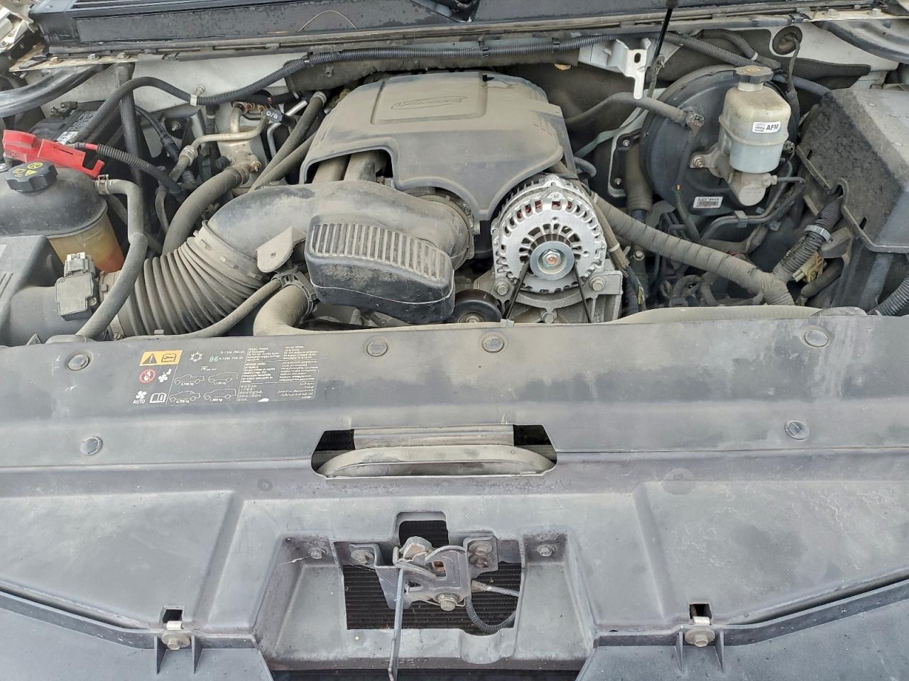 CHEVROLET TAHOE C1500 LTZ